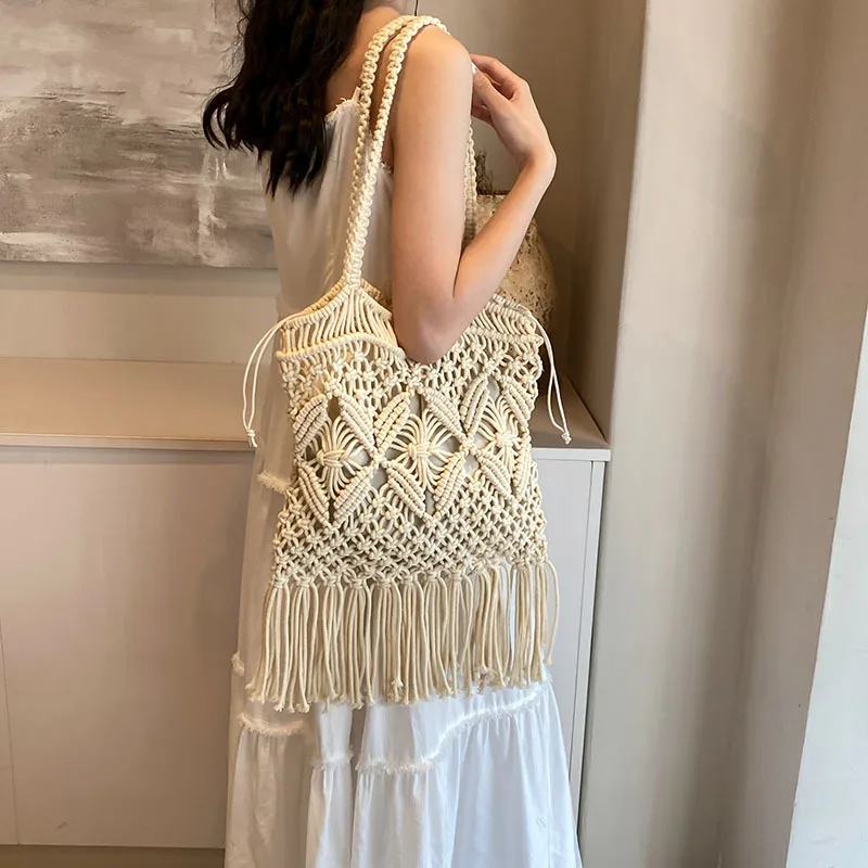 

2025 Handmade Crochet Bag Womens Boho Shoulder Purse Breathable Beach Tote Elegant Underarm Woven Straw Bag
