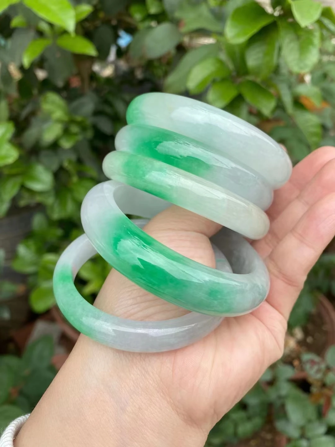 Newest Class A Jadeite Bangles Natural Floating green Jade Bracelet Exquisite Perfect Emerald Handring High Fine Jewelry