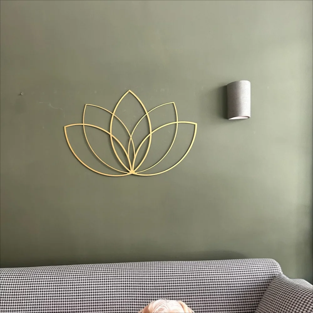 1-częściowa dekoracja ścienna Lotus Gold, metalowa grafika ścienna, prezent dla nauczyciela jogi, dekoracja kwiatu lotosu, nowoczesny wystrój salonu, wystrój nad łóżkiem — zdjęcie 6