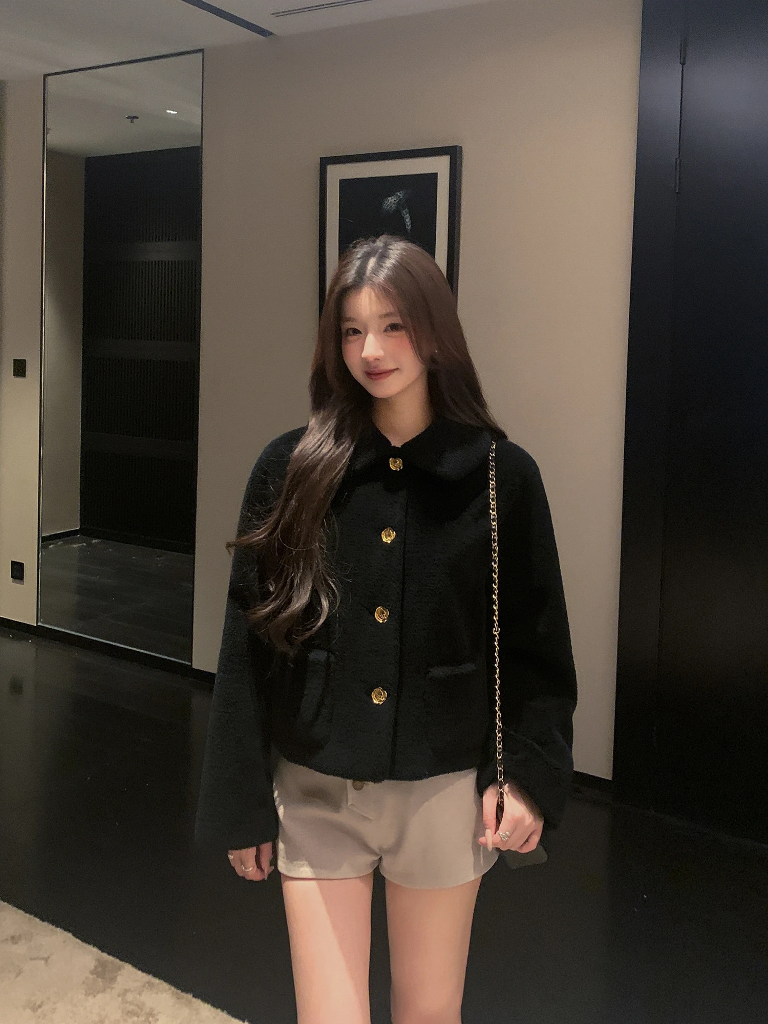 Lmlove 冬用ショートラムファージャケット レディース 2025年新作 レザーとファー一体型 小香風ファーコート 通勤スタイル