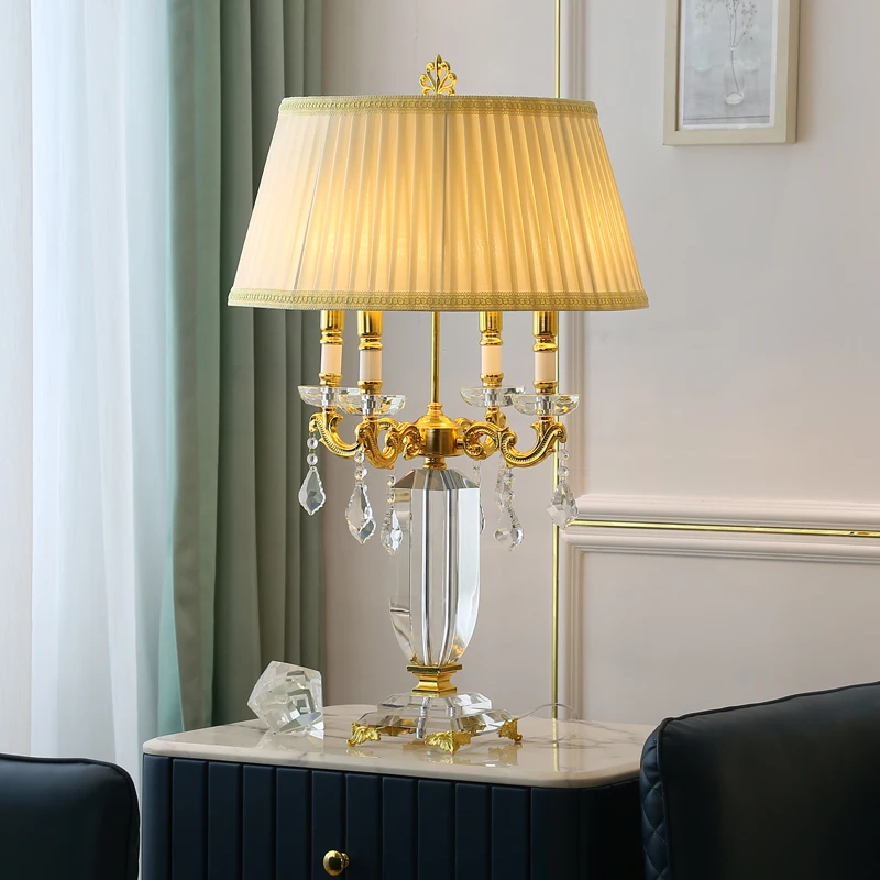 

European crystal table lamp, living room bedroom bedside lamp, American corner lamp, study luxury high-end court large table lam
