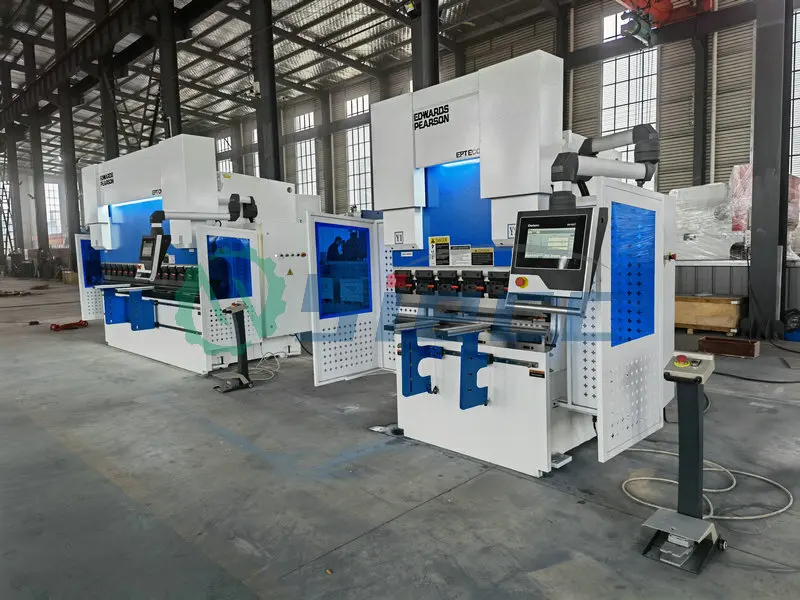 SIECCTECH رائجة البيع باستخدام الحاسب الآلي الانحناء هاينز الهيدروليكية 80 100 125 طن الصفائح المعدنية للطي الصحافة الفرامل هاين