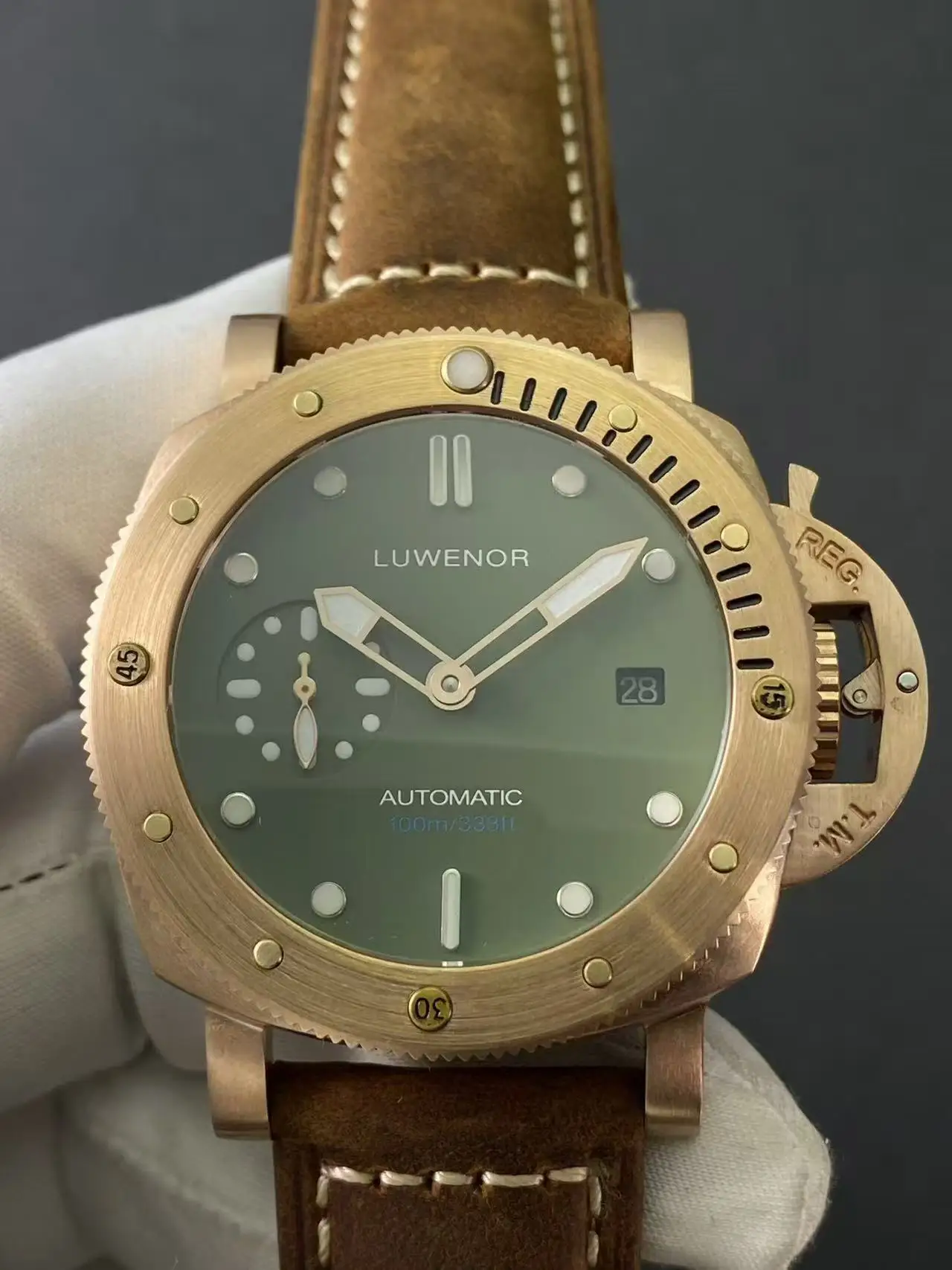 42mm Bronze Diver Watch, Custom Seagull Automatic Movement, 100M Waterproof, Green Luminous Dial & Hands, Sapphire Crystal, Leat