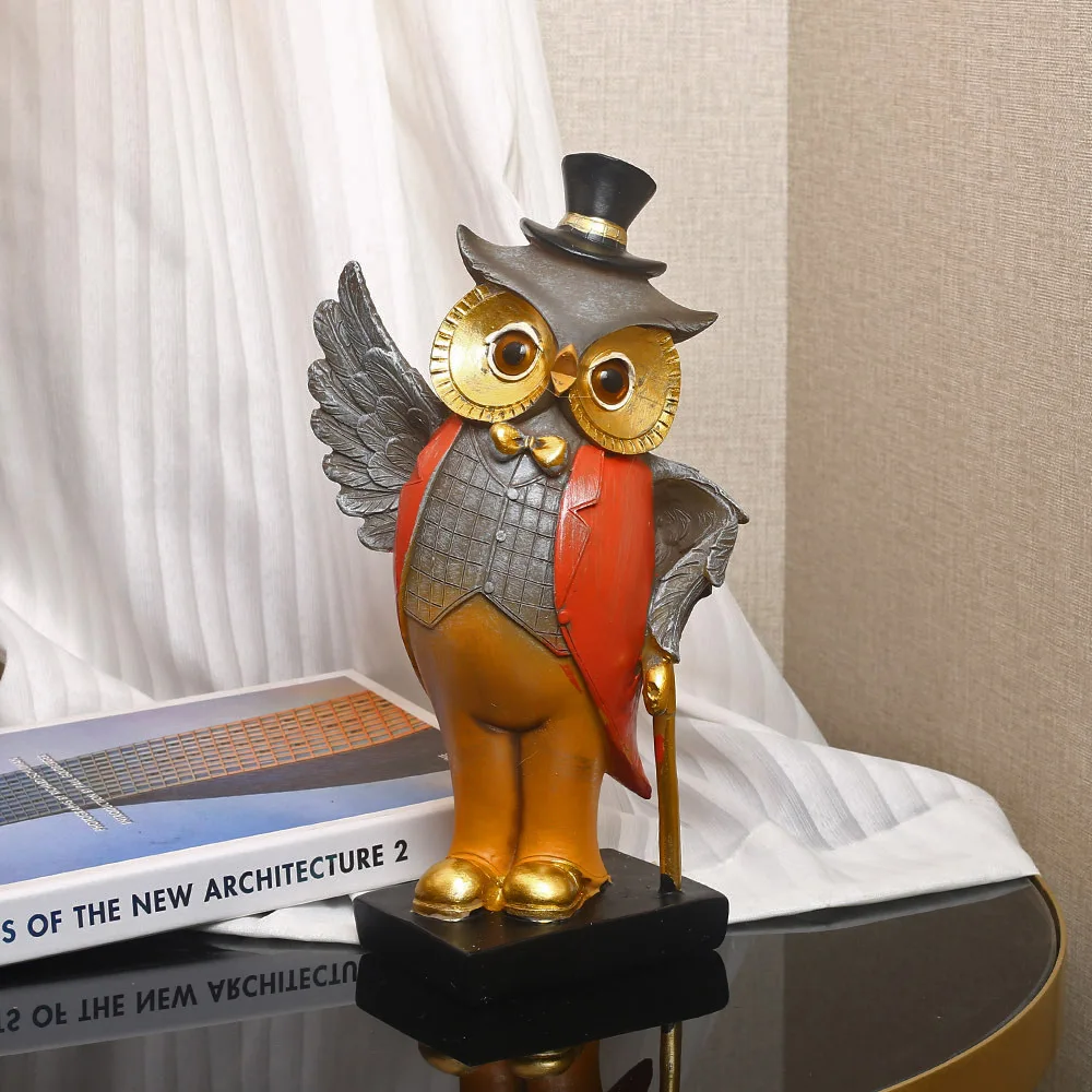 American Owl Figurine - Creative Home Decor for Living Room & Bar, Unique Sample Room Display Craft for Shop Decoration