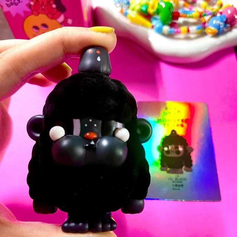 CRYBABY Monster Tears Series Blind Box Toys, Linda muñeca negra de orangután, modelo de figura de acción, caja misteriosa, regalos sorpresa para amigos