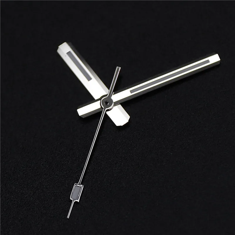 ساعة يد فضية جديدة مناسبة لحركة NH34 NH35 وNH36 ساعات مضيئة باللونين الأخضر والأزرق إكسسوارات ساعات ذاتية الصنع