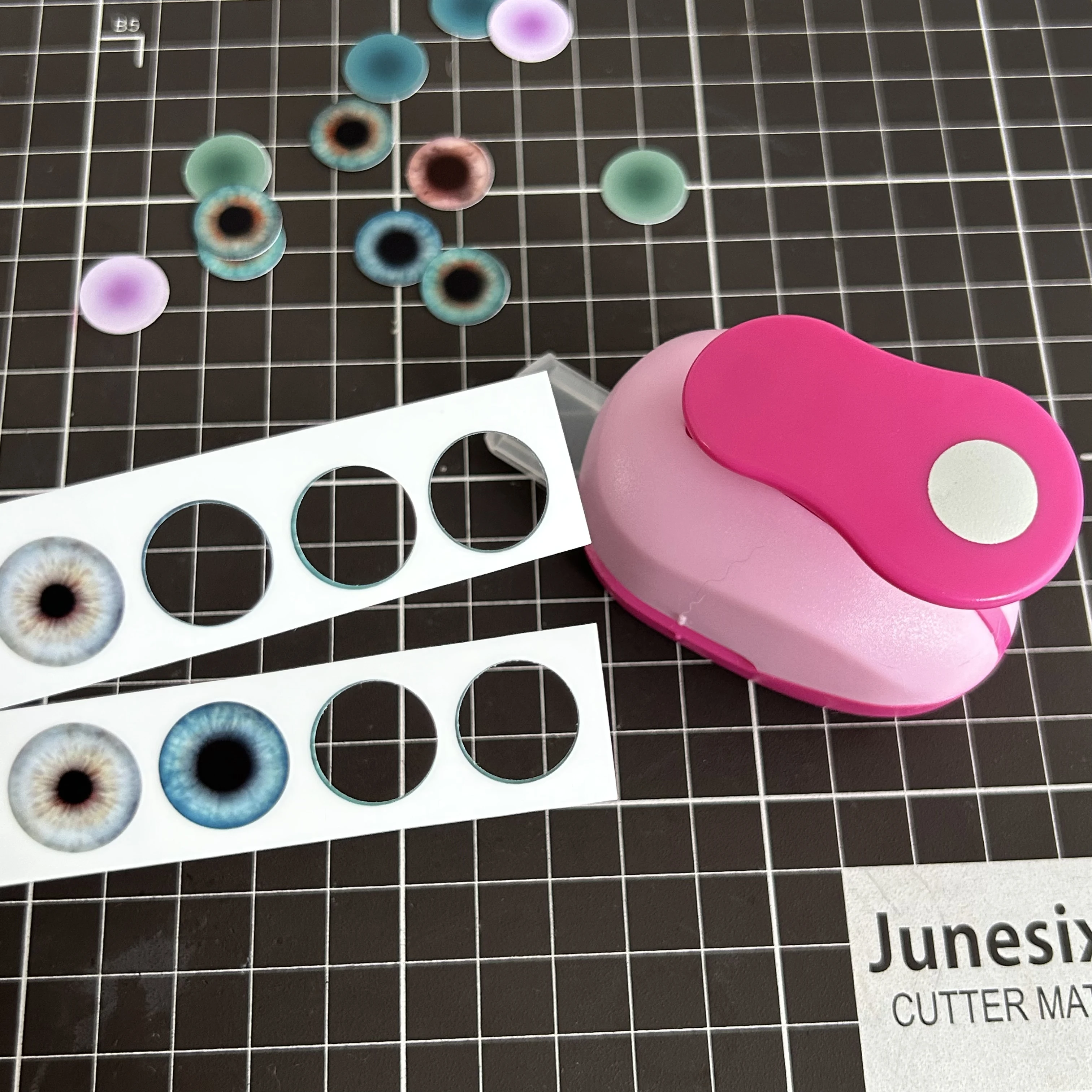 Blythe Glass Eye Chip Circle Cutter, 14mm Press Tool for Doll Eyes