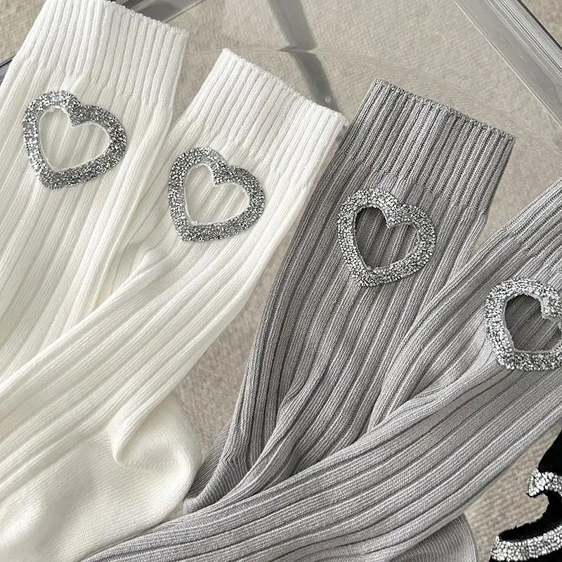 زوج واحد من الجوارب المزخرفة الأوروبية الفاخرة مع الماس الساخن والقلوب المجوفة للربيع والصيف جوارب قطنية رقيقة #5
