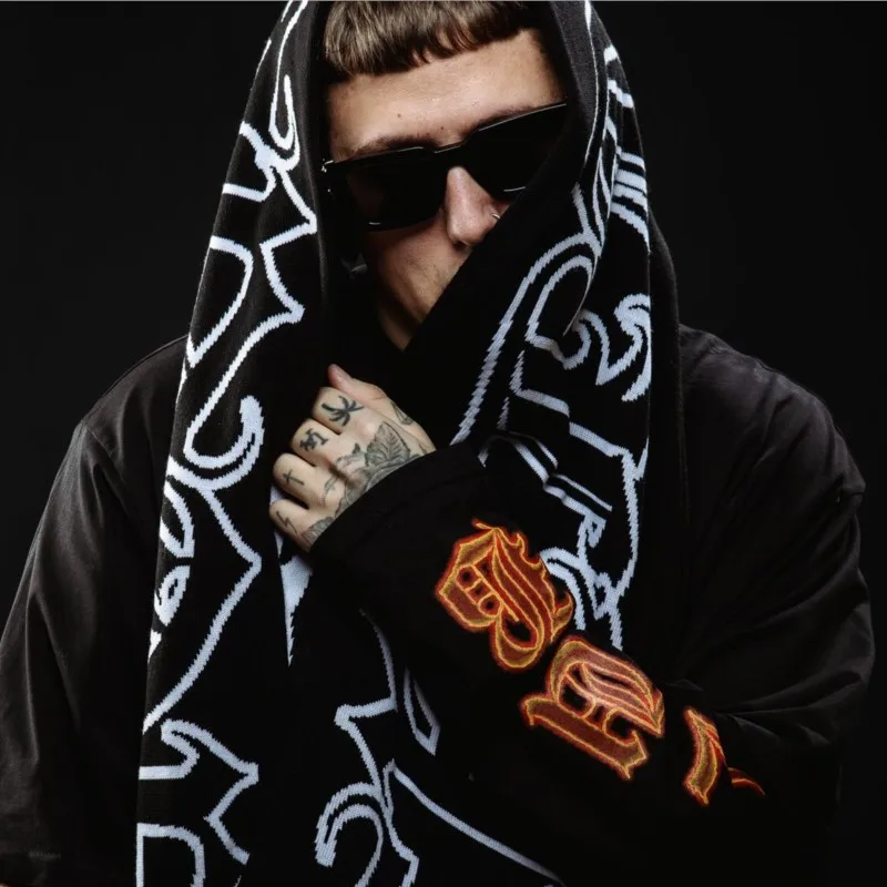 Inverno Donna Sciarpe di lavoro a maglia Satan Club Grafica Harajuku Hip Hop Uomo Unisex Scialle caldo Sciarpe Gotico Kpop Y2K Sciarpa streetwear