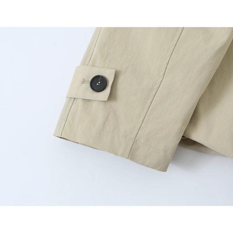 Minimalistische, figurbetonte Jacke für Damen mit Reverskragen und Knopfverzierung, verstellbare Taille, Damen-Herbstmantel mit langen Ärmeln. – Detail 11