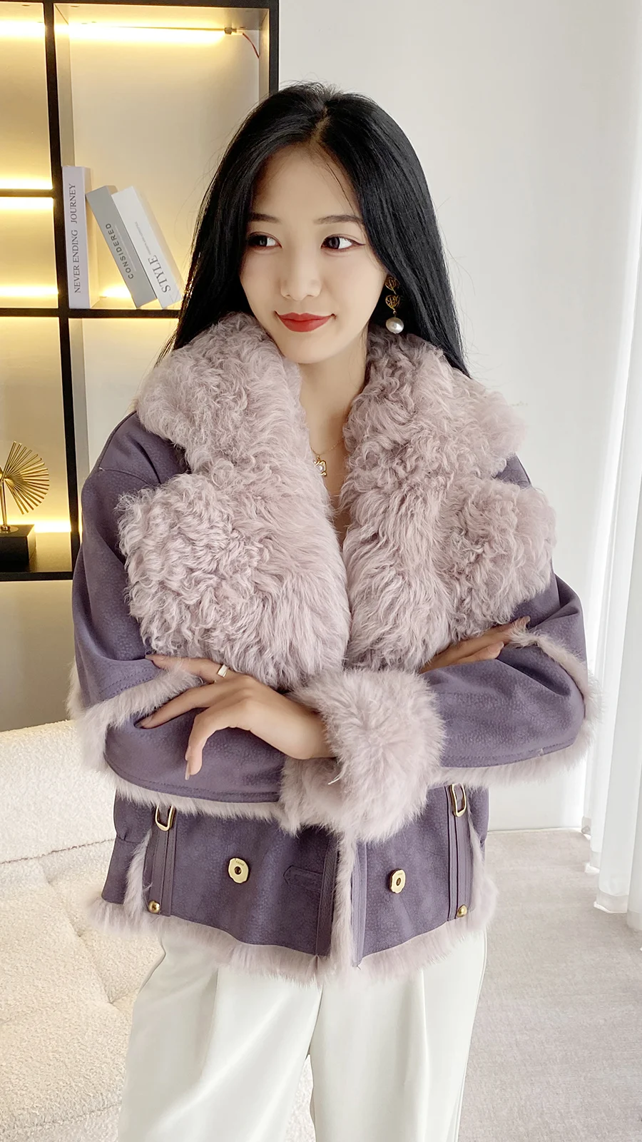 Fur Coat Women\'s 2023 Winter Network Red New Lamb Fur Collar Rabbit Fur Short Coat Design Sense Fashion Trend