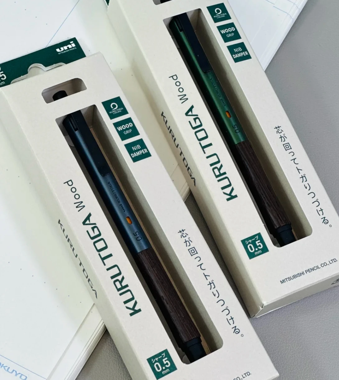 matita-meccanica-di-lusso-giapponese-uni-kuru-toga-​-m5-kw-kh-con-impugnatura-in-legno-​-matita-automatica-da-05-mm-per-il-ritorno-a-scuola
