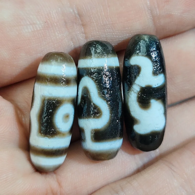 

Tibetan-style natural agate with calcification process and horseshoe pattern weathered dzi bead necklace pendantdiyAccessories
