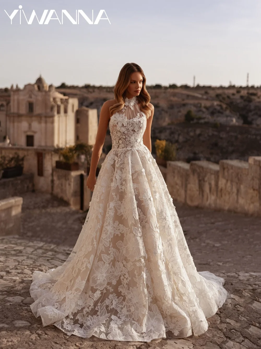 

New Arrival Elegant Lace Wedding Dress Stunning 3D Flower Halter Bridal Gown Customized A-line Floor-length Dresses For Bride