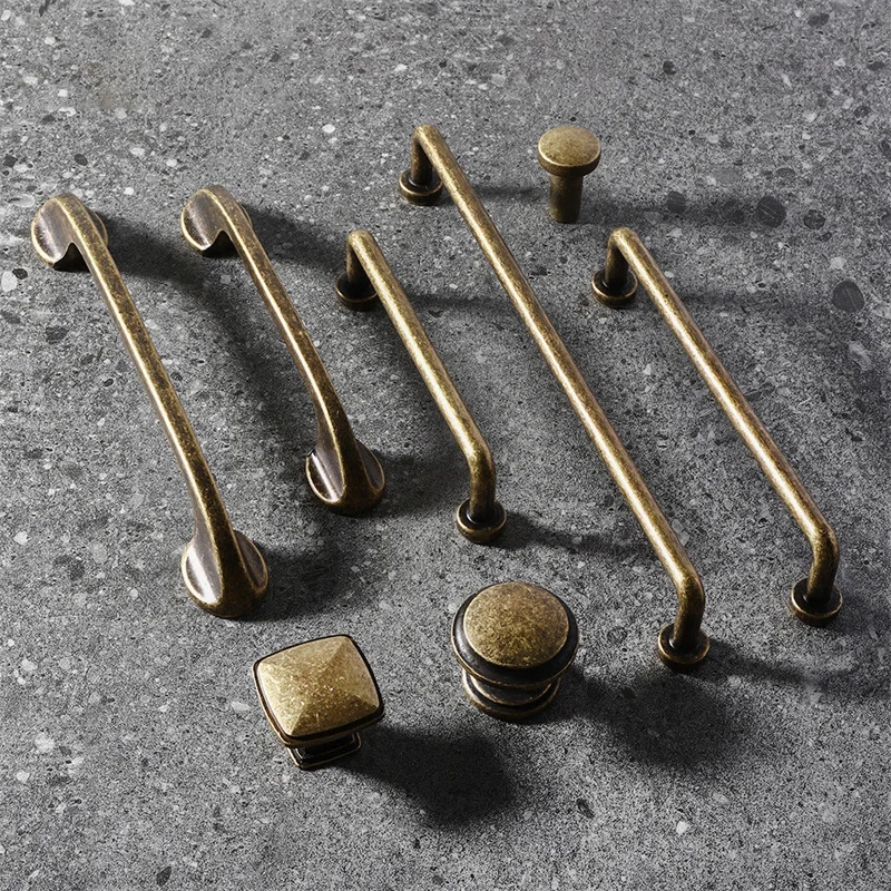 96/128mm Retro Cupboard Pull Handles Metal Antique Copper Wardrobe Kitchen Drawer Cabinet Door Knobs Handle Furniture Fittings
