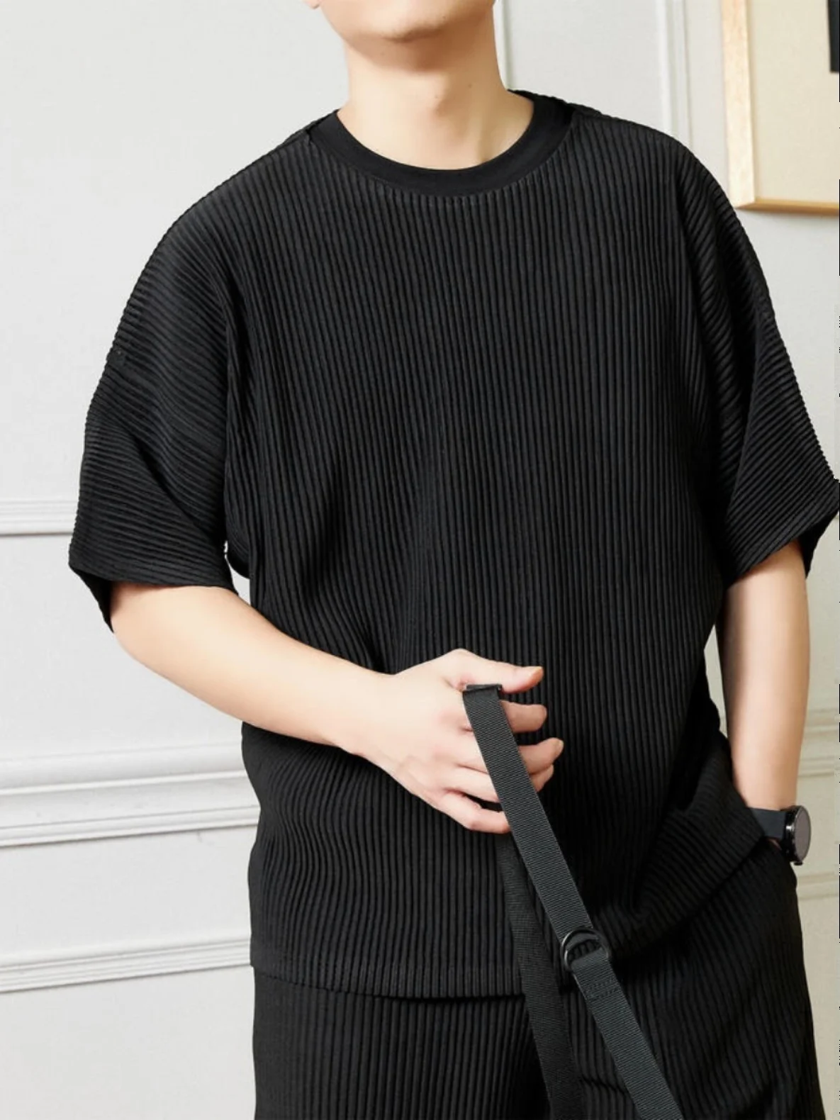 

Casual Loose Men's T-irt Summer ort Sve round Ne Folded Korean Sle Polyester Fiber Anti-Wrinkle Faionable Daily ...