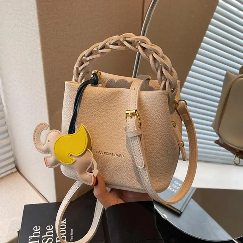 

Faionable Buet Bag Women's Summer 2025 New Sle Single oulder Crossbody Bag Korean Version Soft Handle Handbag