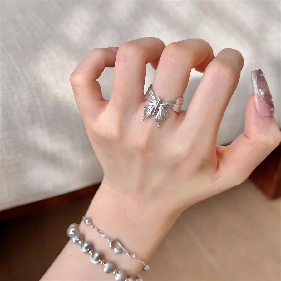 

Exquisite retro brushed butterfly women's antique style, light luxury, high-end, fashionable and niche design, open ring