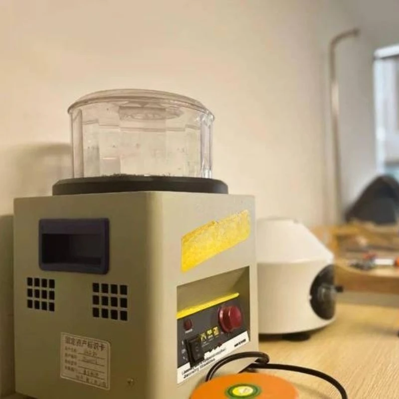 

Магнитный галтовочный станок, галтовочный станок для полировки ювелирных изделий, 5 галтовочных станков для ювелирных изделий и оборудование для работы с ювелирными изделиями.