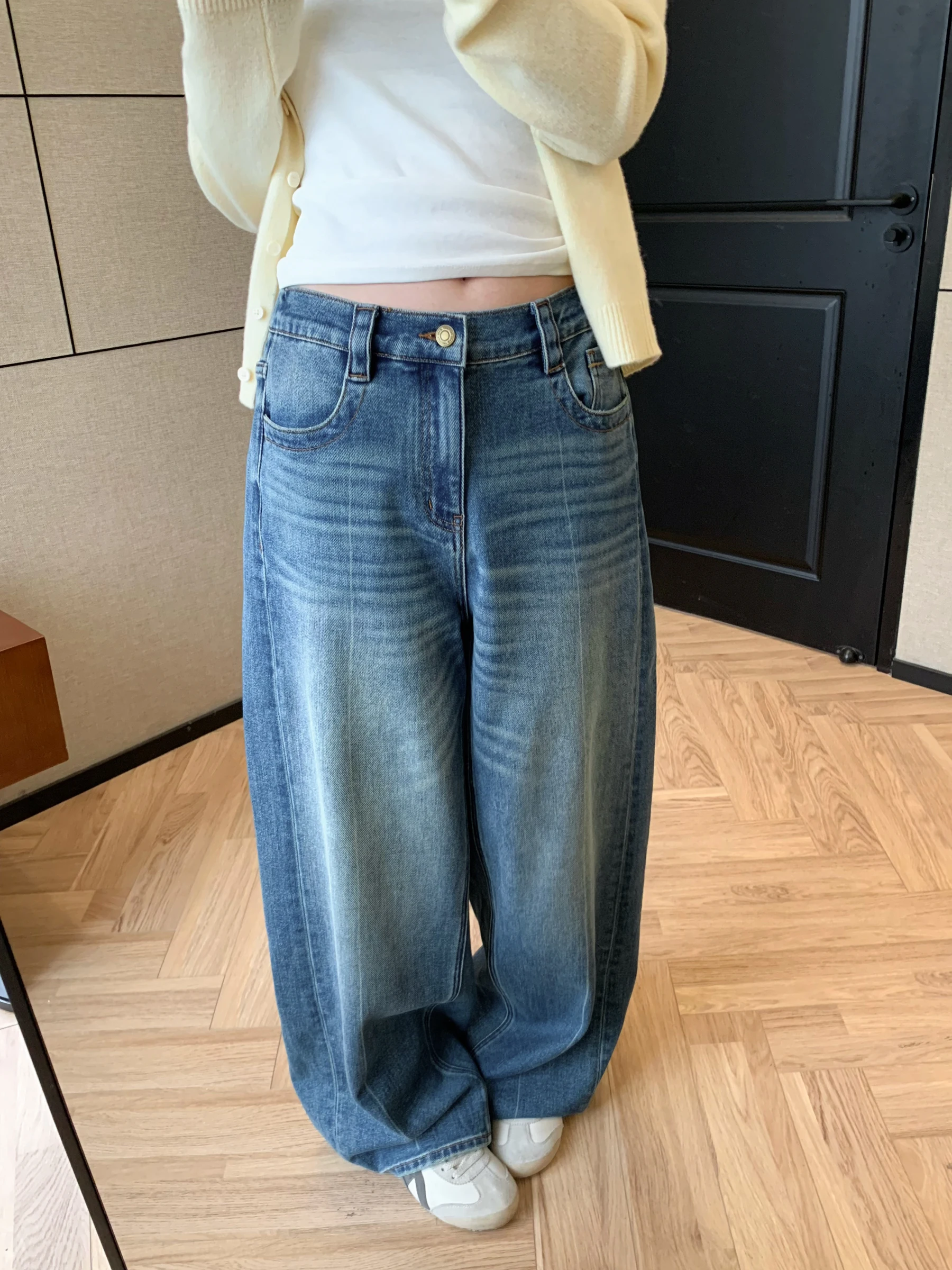 Classic Retro Hvivi…