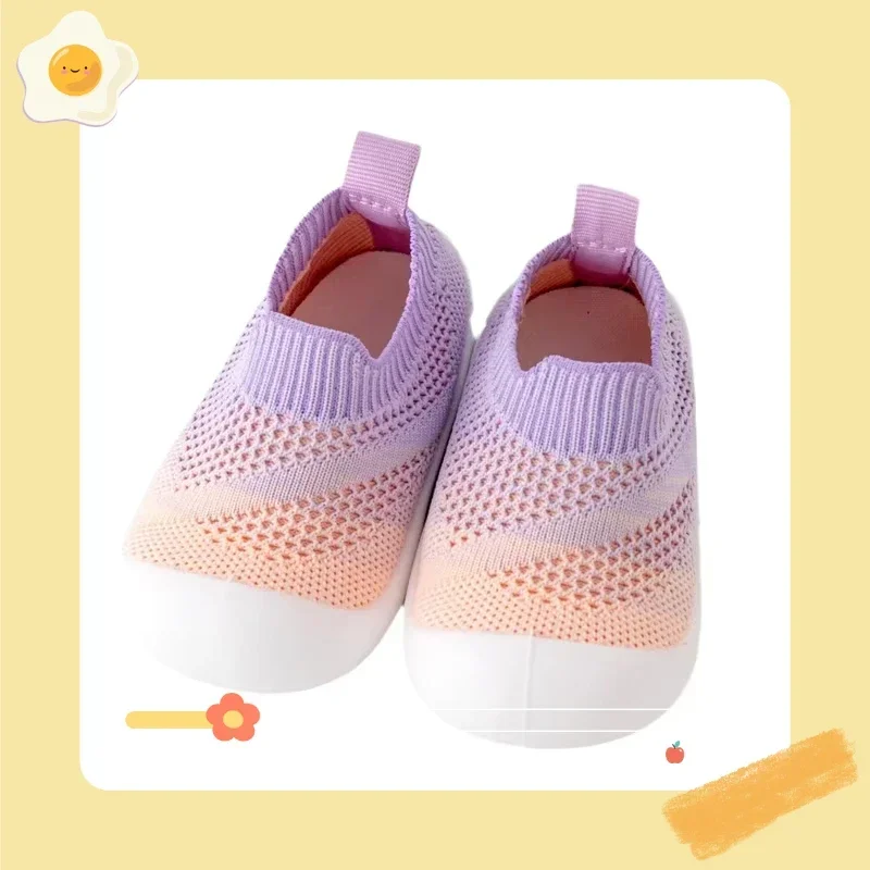 أحذية أطفال جديدة متدرجة اللون بسيطة مخصصة للأطفال الصغار غير قابلة للانزلاق أحذية أطفال عازلة للرضع والأطفال الصغار