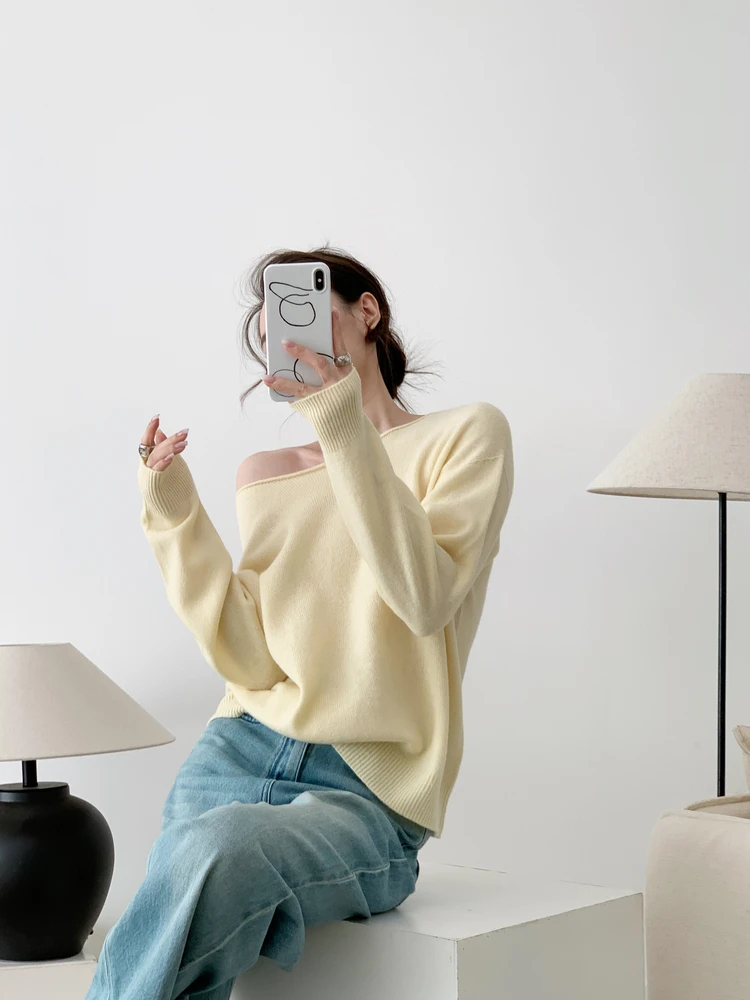 

Шикарный ленивый желтый вязаный свитер, женский модный осенний высококачественный весенний трикотаж на одно плечо с внутренней отделкой