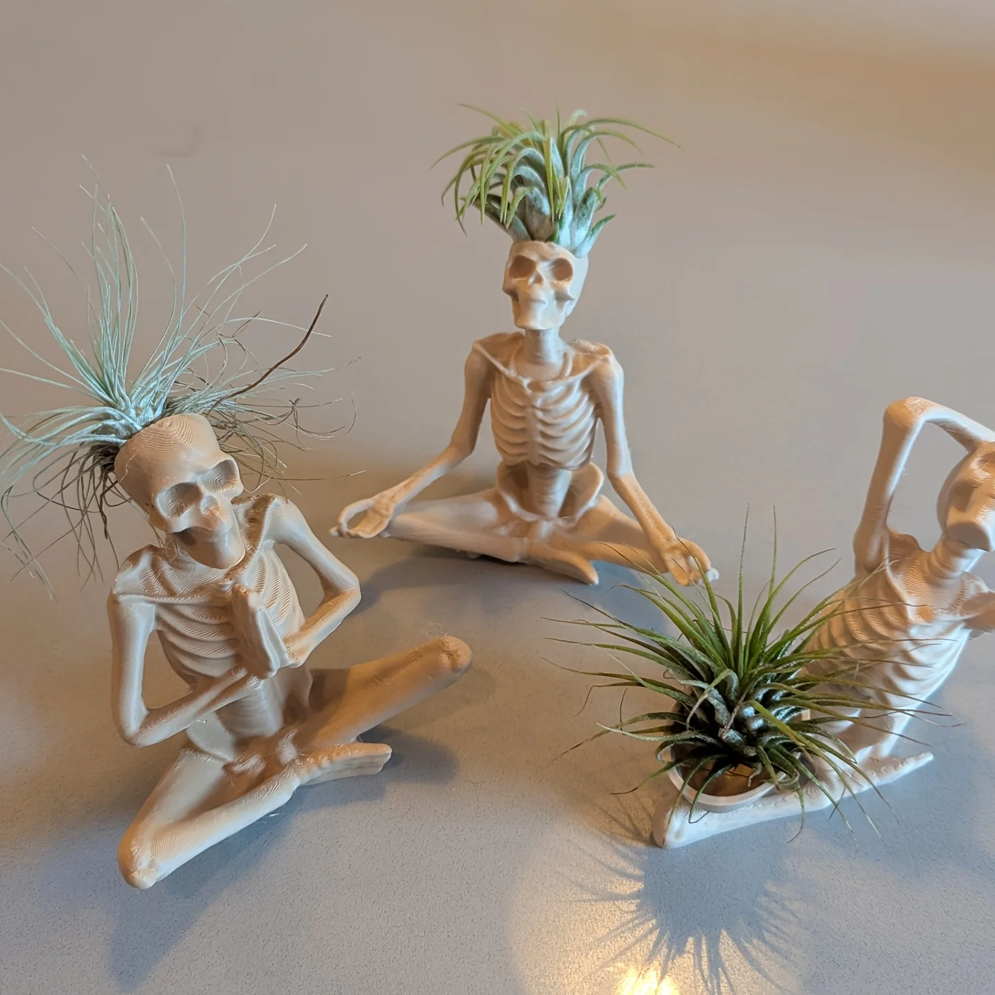 3D Printed Yoga Skeleton Plant Stand Multi-Pose Air Pineapple Holder Creative Art Desktop Ornament Plastic Pot Novelty Decor