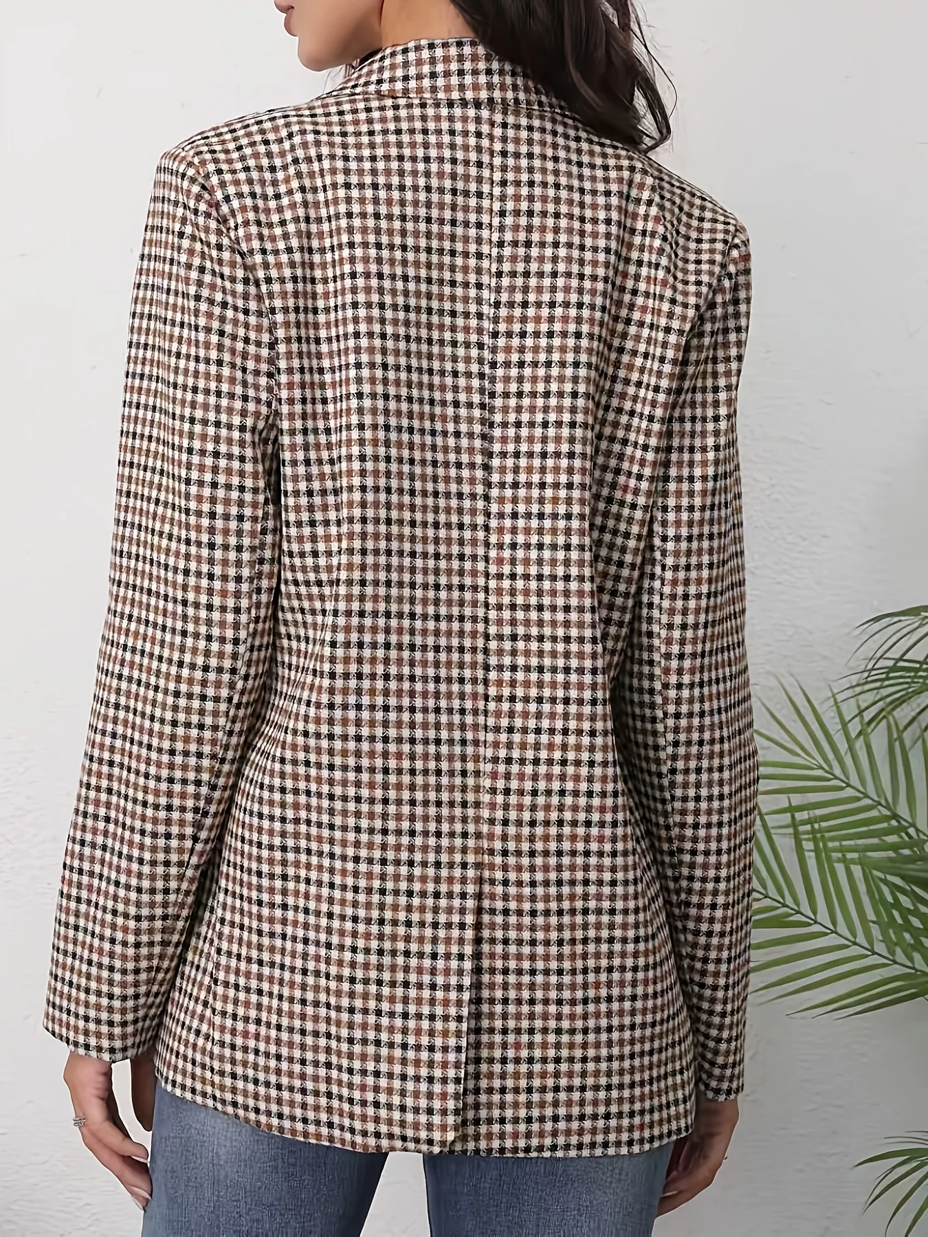 بدلة منقوشة عتيقة، أنيقة ومتعددة الاستخدامات