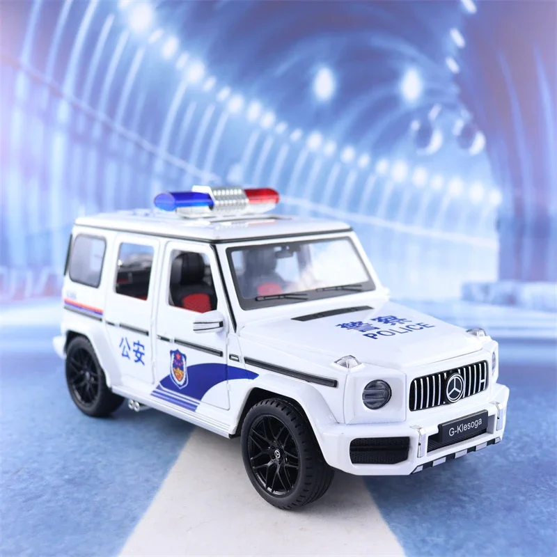 1:18 Mercedes Benz G63 police car Simulation Diecast Metal Alloy Model car Sound Light Pull Back Collection Kids Toy Gifts X30