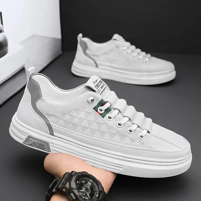 2024 New Summer Breathable Casual Sneakers for Men, White Leather Shoes for Male, Trendy and Versatile