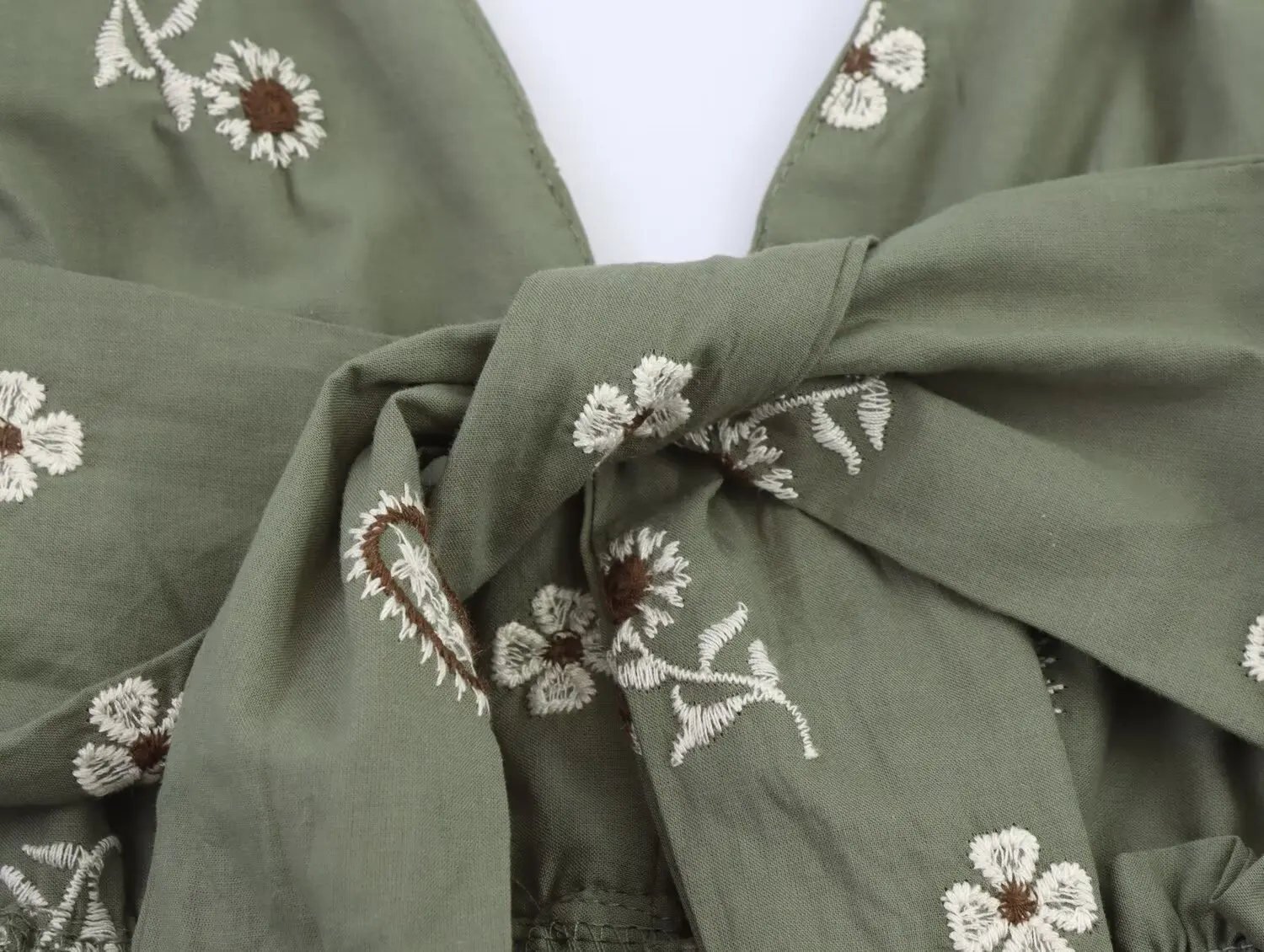Robe mi-longue brodée simple, vêtements d'été pour femmes, style européen et américain, nouvelle collection