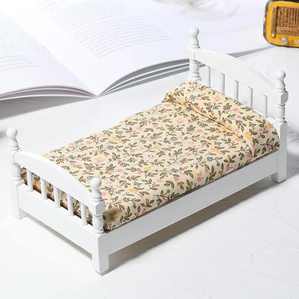 1/12 Cute Miniature Wood Bed Living Room Toy Kids Educational Toy Furniture Model Ornament for Doll House Decoration Accessories