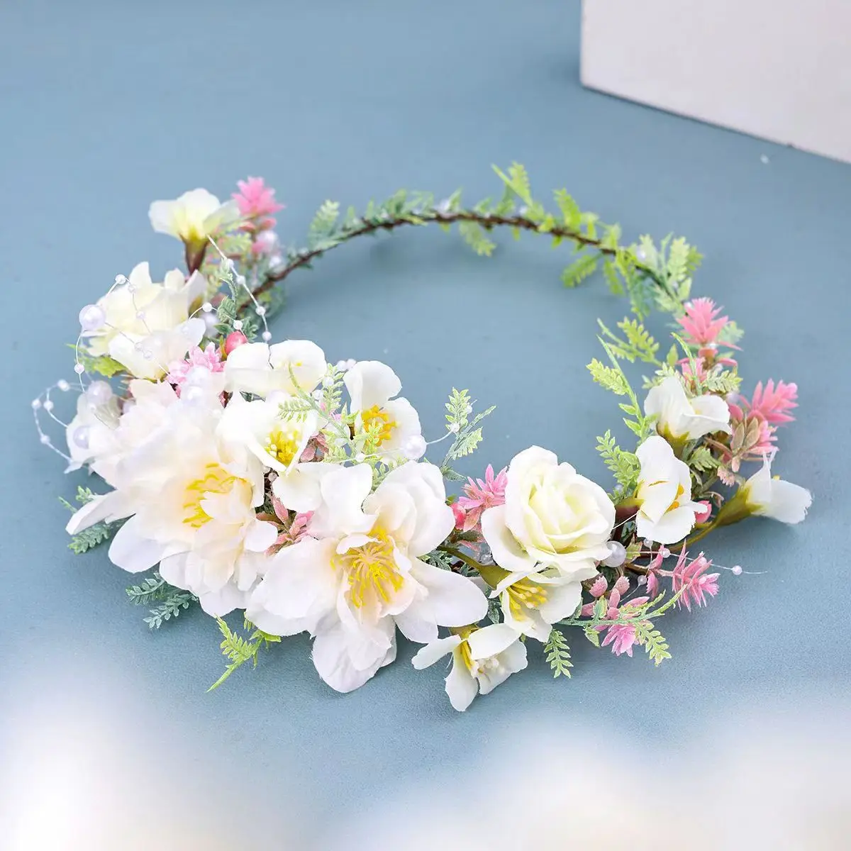 Copricapo da sposa cerchietto per capelli decorato con fiori e adatto per la festa di compleanno delle donne puntelli fotografici sposa damigella