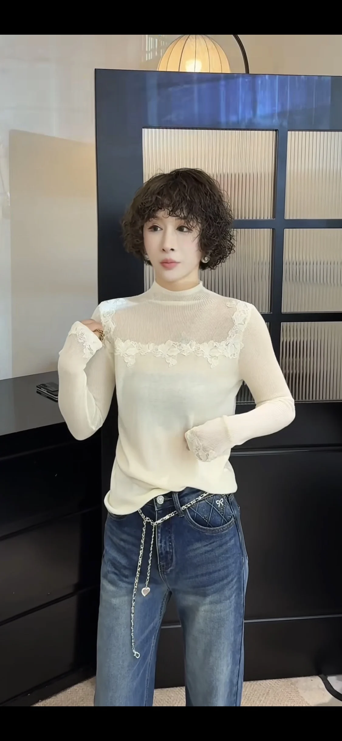 

Loose Faionable Casual Color Knitted Sweater New Winter 2025 Women's Wear Pure Design Versatile Comfortable Knitwear