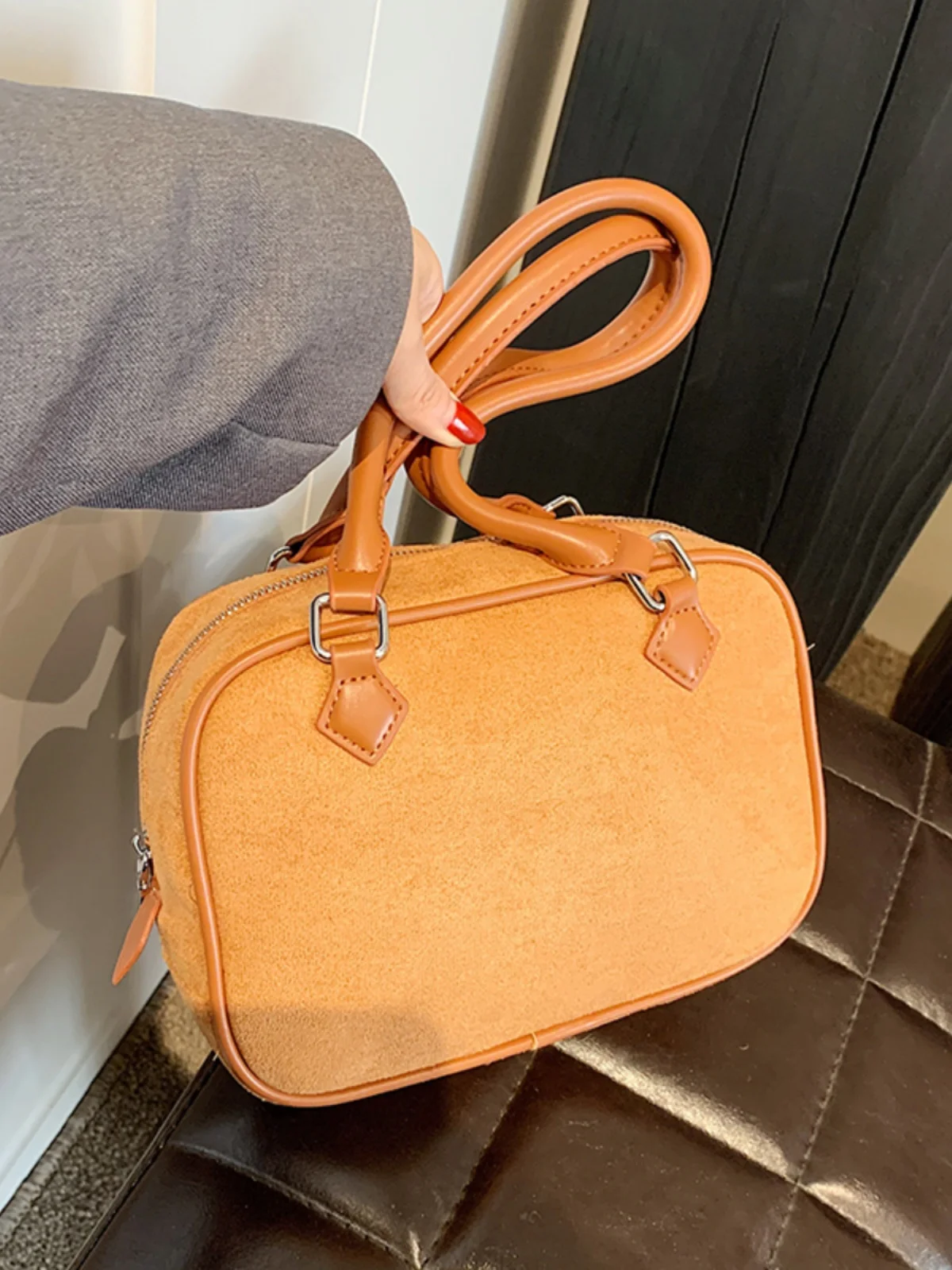 Autumn/winter Retro Suede Bag For Women 2024 New Popular Crossbody Bag Fashion Handheld Small Square Bag