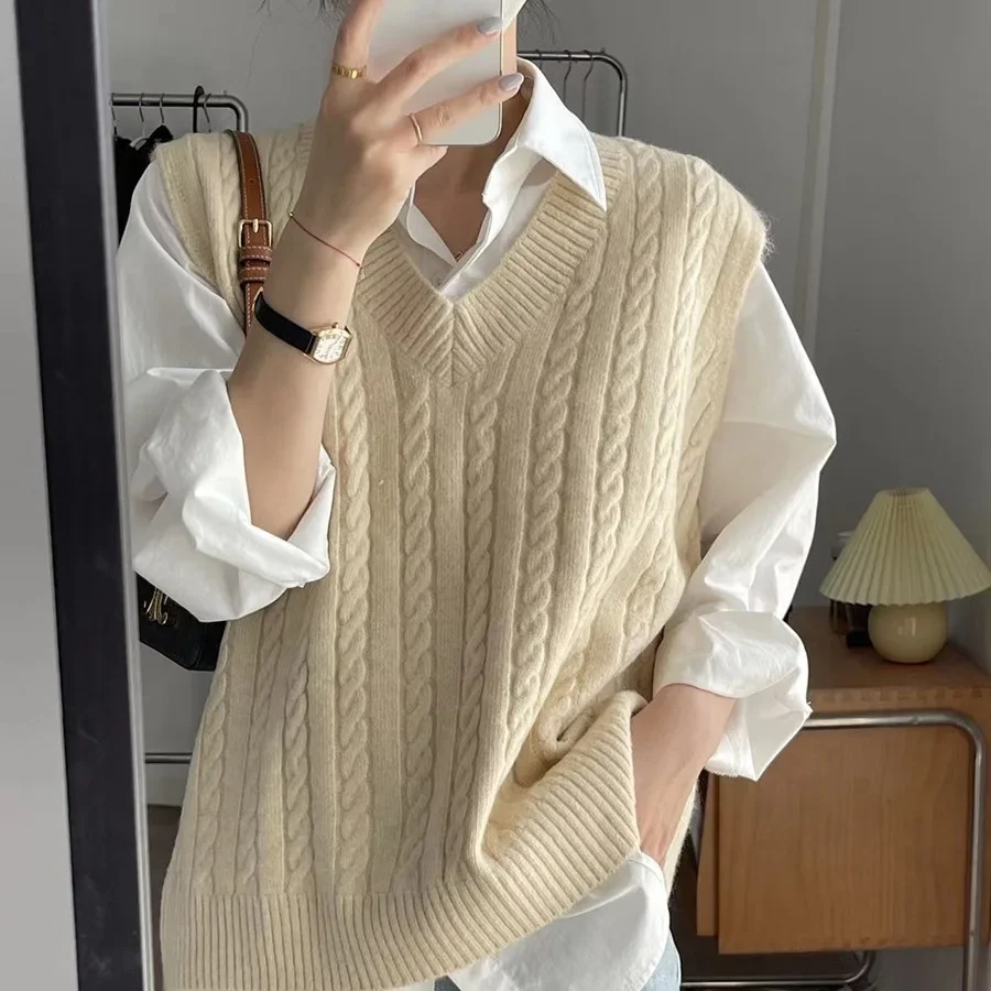 Knitted Vest Women Spring Autumn Vintage Casual Preppy Style Sleeveless Sweater Female Korean Fashion Loose All-match Waistcoat