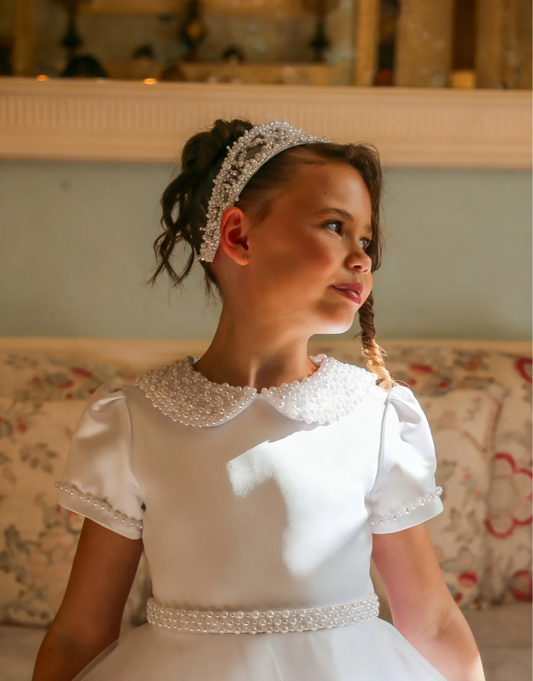 

Elegant Satin Flowers Girl Dress for Wedding Short Sleeve Pearls with Bow Kids Birthday Party First Communion Ball Gowns Custom