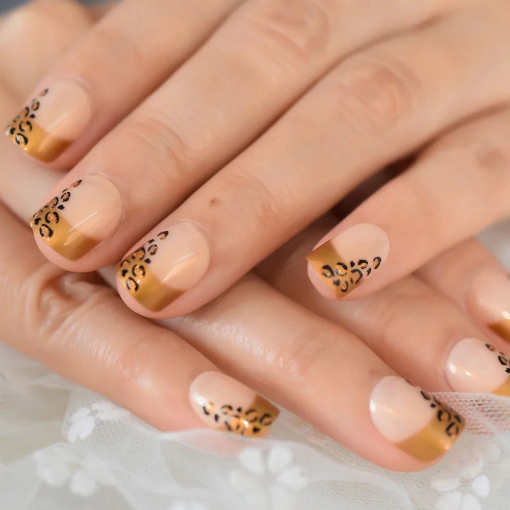 Leopard Print Short French Fake Nail Square Gold Designed Fingernail Natural Daily Wareable Artificial Nails