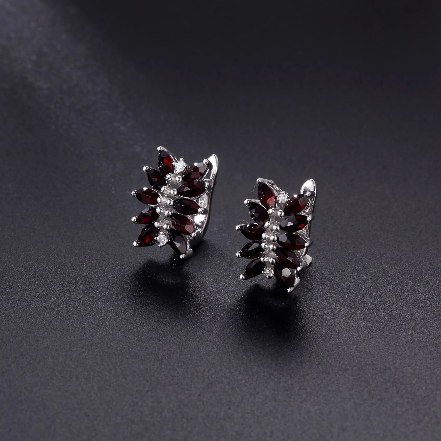 brand genuine Luxury real jewels Straight Natural Stone Personalized s925 Silver Inlaid Garnet Earrings Earstuds high quality