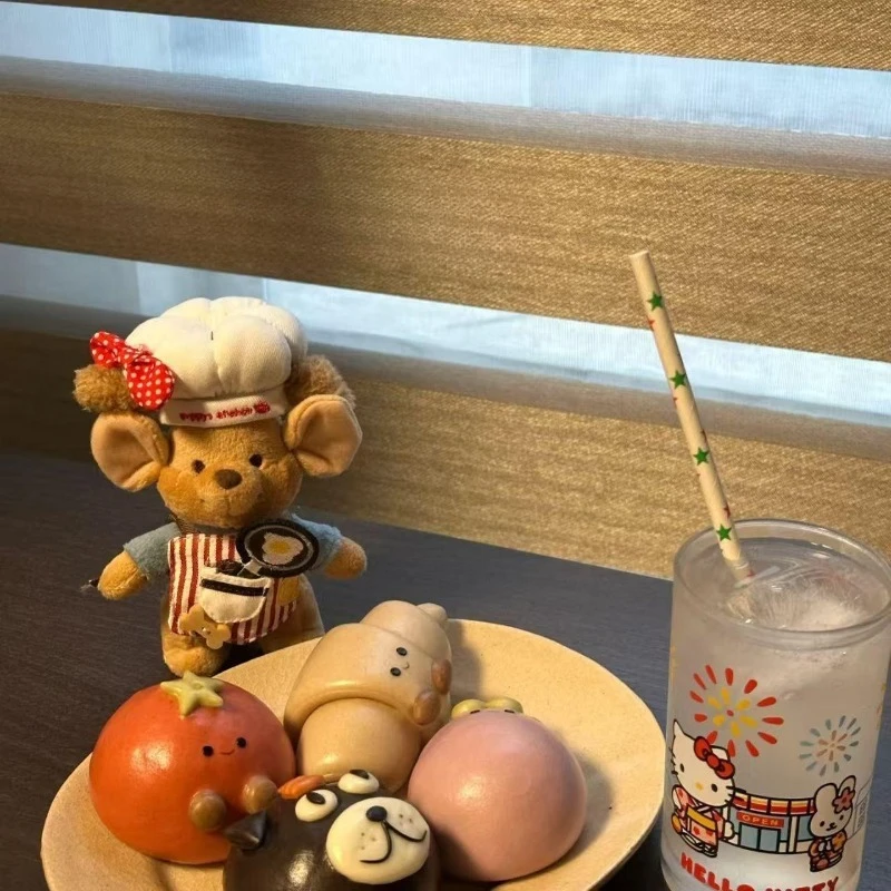 

Miniso Disney Winnie the Pooh plush key chain, cute chef-sized plush doll pendant gift for girls