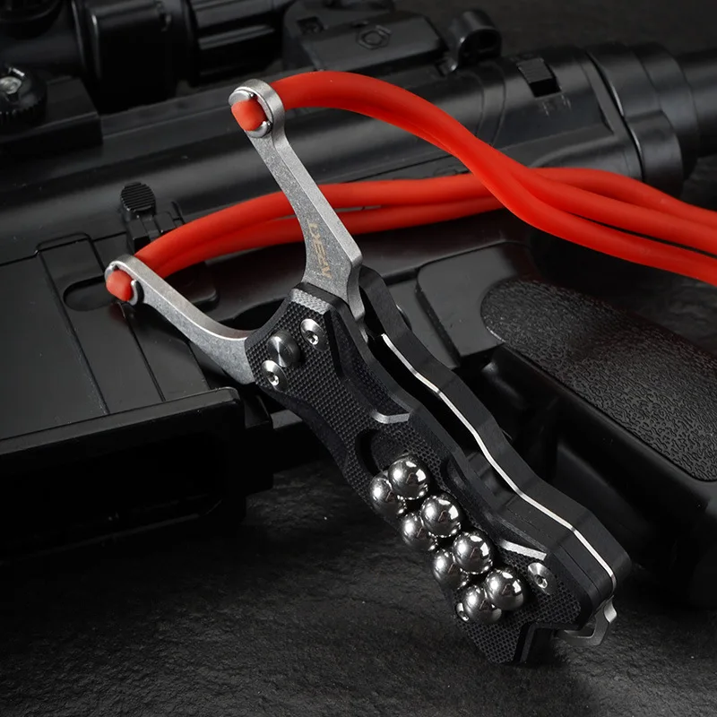 

Outdoor Portable EDC Multifunctional Mini Folding Slingshot Camping Emergency Tactical Tool