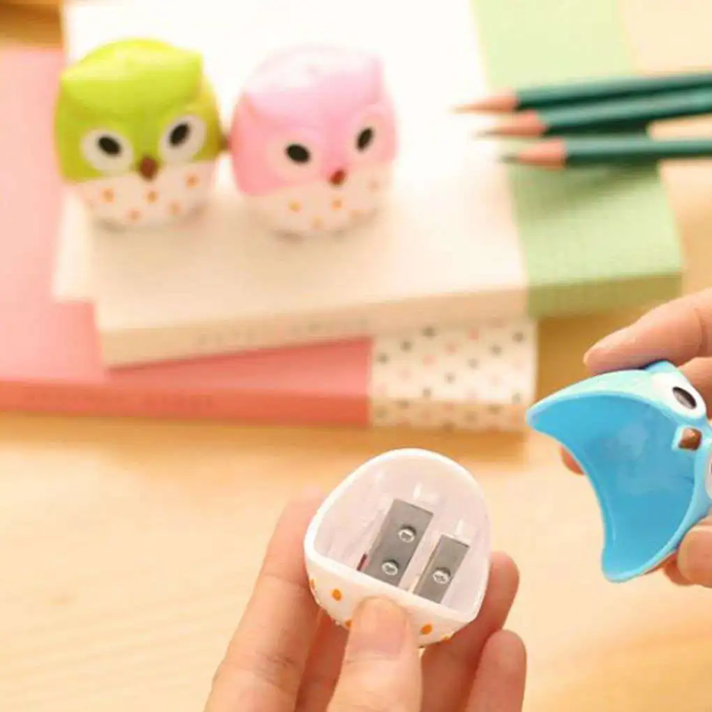 Adorable Cartoon Owl Shaped Two Holes Plastic Portable Lightweight Pencil Sharpener Color Random