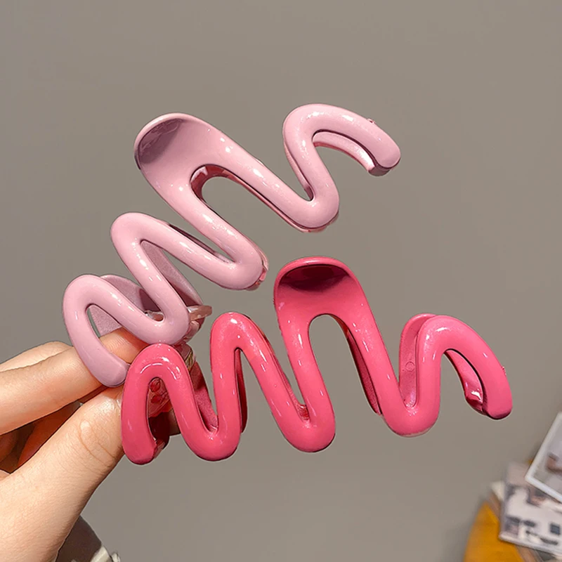 Large Wave Style Hair Pins Hair Clips Claw For Women Girls Fashion Design Korean Hairpin Sweet Simple Irregular Headwear