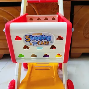 Kleiner Spielzeugeinkaufswagen für Männer und Frauen, Babywagen, Kinderspiele, Obstmusik, Küchensupermarkt 10 Hauptverkäufe Kindermesse Carrine - №3