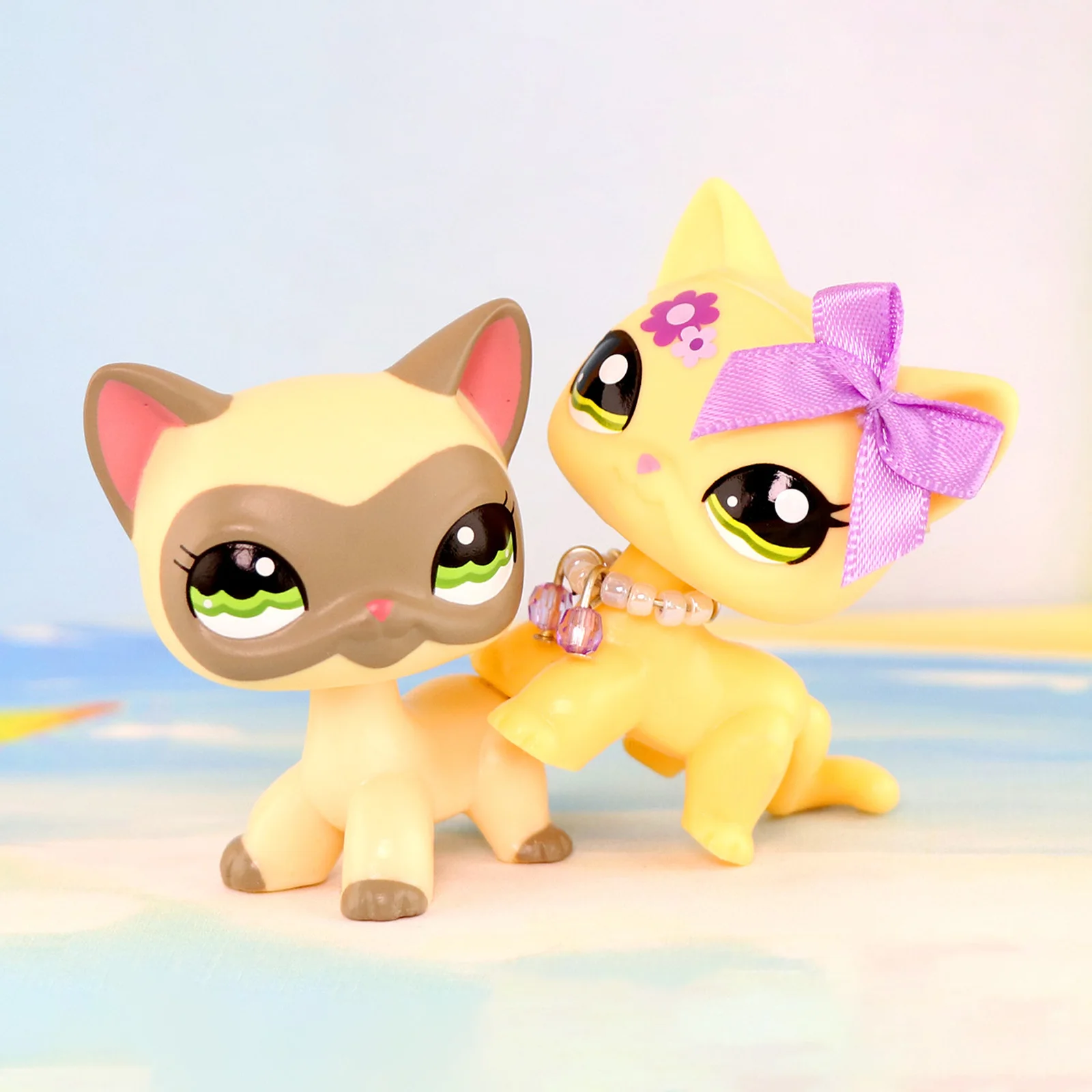 

LPS Minilpsshop Pet Shop Mask Shorthair Cat and Pendant Small Flower Shorthair Cat Children's Toys Gifts for Boys and Girls