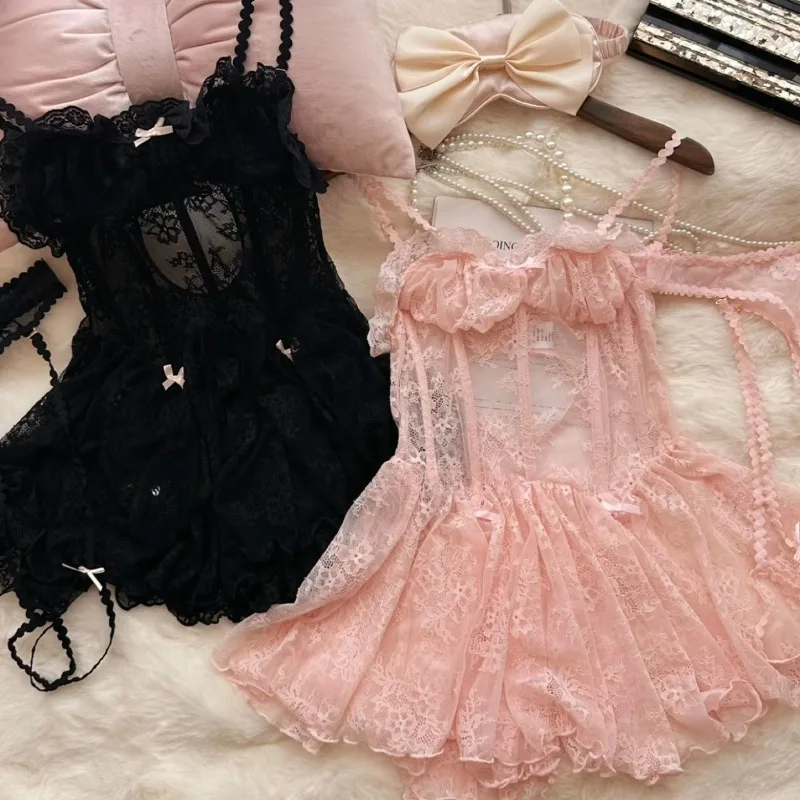 Schwarze Mode Sexy Dessous Durchsichtiges Spitzen-Hosenträger-Schlafkleid Rosa Süße Nachthemden mit Höschen-Unterwäsche-Set Hohe Qualität