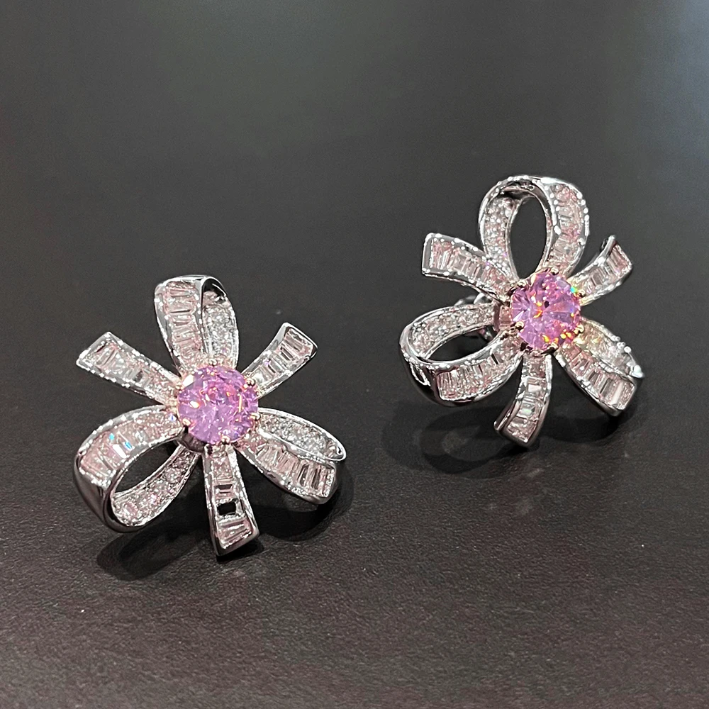 

Huitan Romantic Flower Stud Earrings Full Bling Iced Out Women Accessories for Wedding Fancy Anniversary Gift Fashion Jewelry