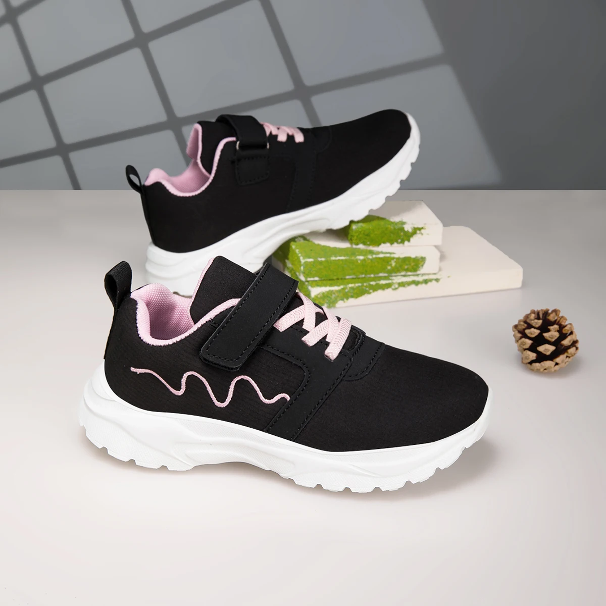 أحذية رياضية عصرية للأطفال أحذية رياضية عالية الجودة للأولاد والبنات أحذية رياضية شبكية للترفيه للأطفال أحذية رياضية كاجوال في الهواء الطلق #4