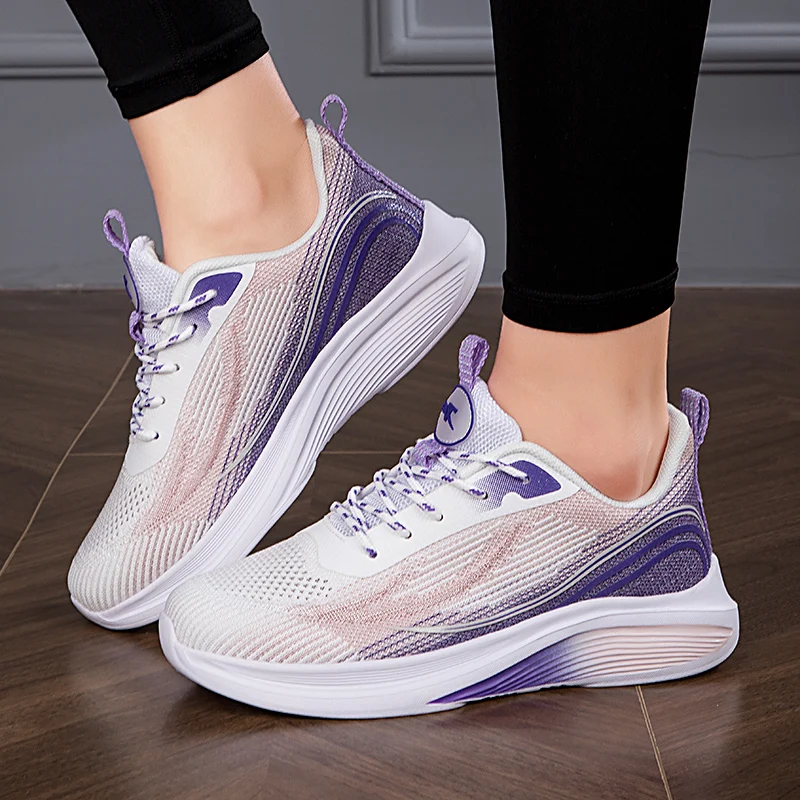 Fly Weaving Four Seasons Running Shoes Women Fashion Breathable Lightweight Casual Sneakers Ladies Non-Slip Soft Jogging Shoes