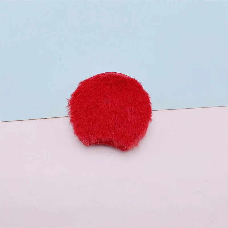 36 Stück, 4 cm, beidseitig mit Filz überzogene, kleine, runde Applikationen in Mausform, zum Aufnähen auf Kinderhüte, Stirnbänder, Haarspangen und als Accessoires. – Detail 10